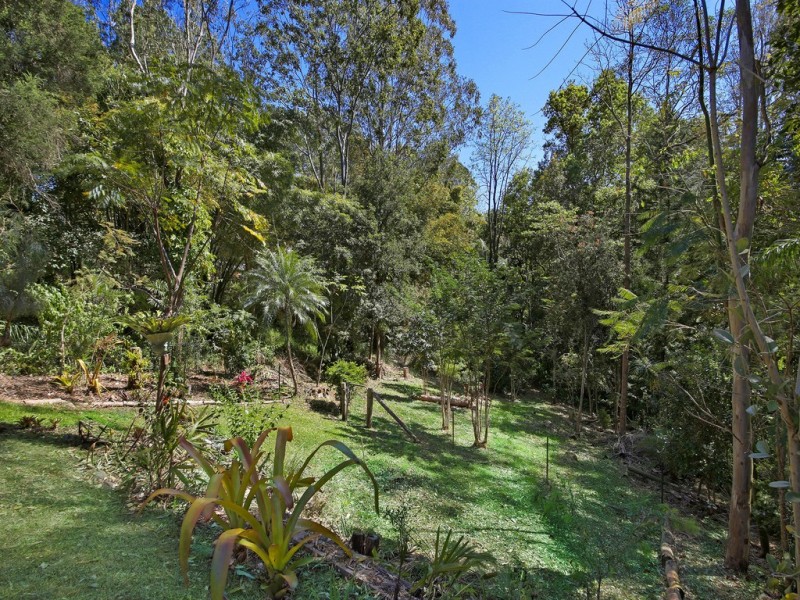 8 James Street, Cooran QLD 4569