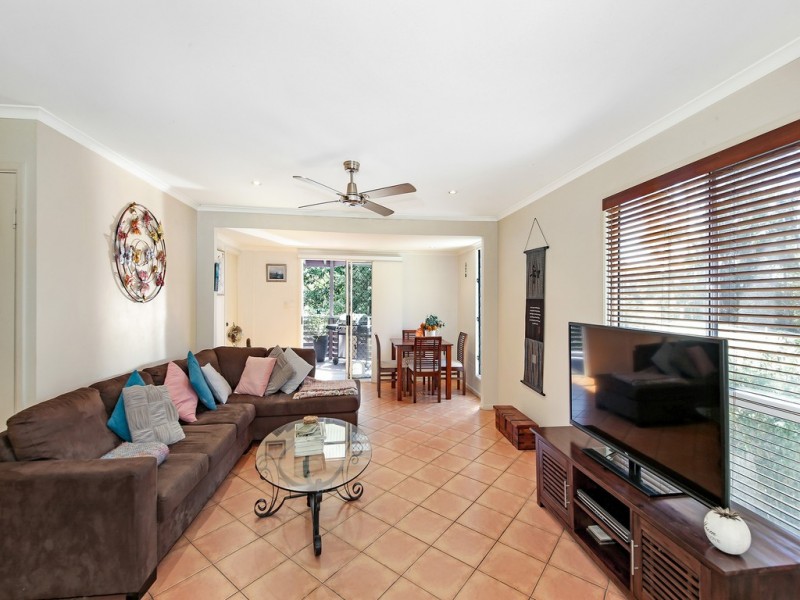 8 James Street, Cooran QLD 4569