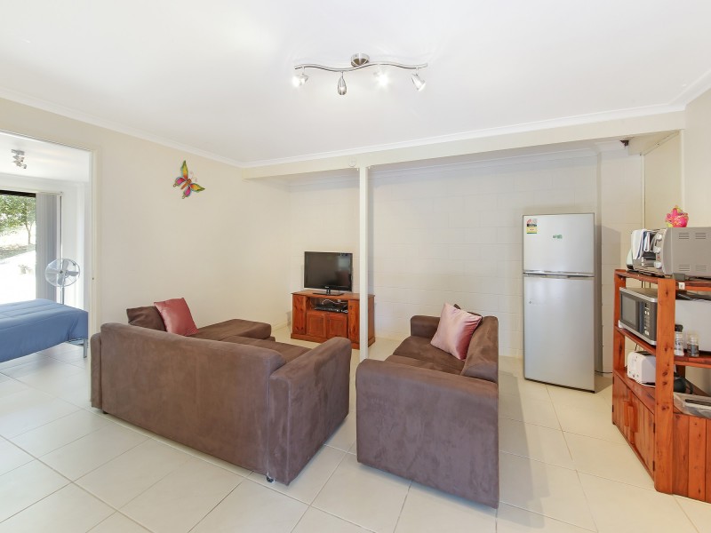 8 James Street, Cooran QLD 4569