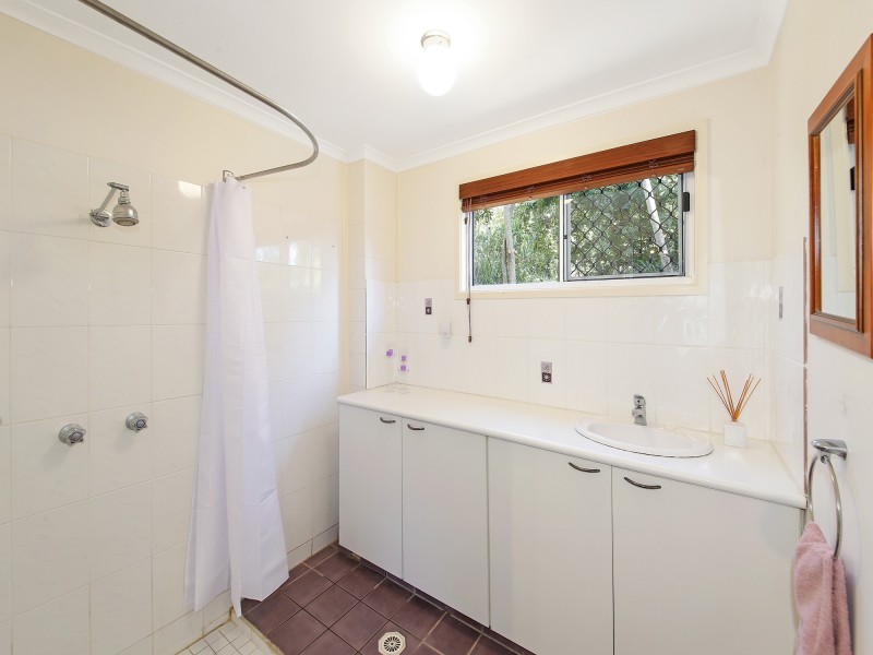 8 James Street, Cooran QLD 4569