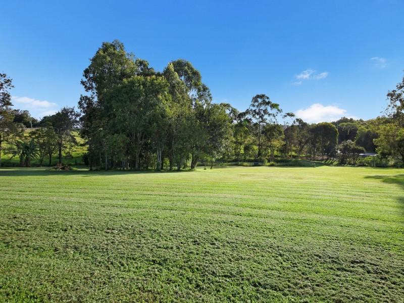 989 Cooroy Noosa Road, Lake Macdonald QLD 4563