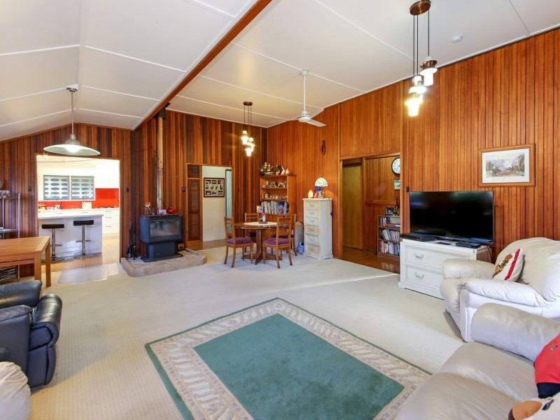 989 Cooroy Noosa Road, Lake Macdonald QLD 4563