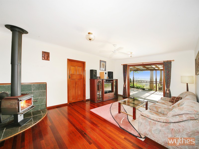 736 Louis Bazzo Drive, Cootharaba QLD 4565