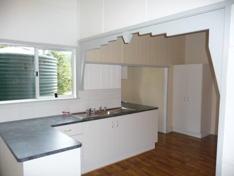 1175 Pomona Kin Kin Rd, Kin Kin QLD 4571