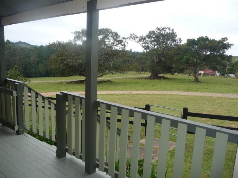 1175 Pomona Kin Kin Rd, Kin Kin QLD 4571