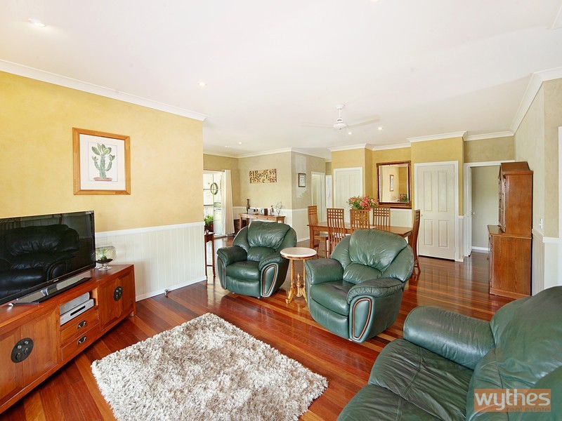 15 Glenridge Drive, Cooroibah QLD 4565