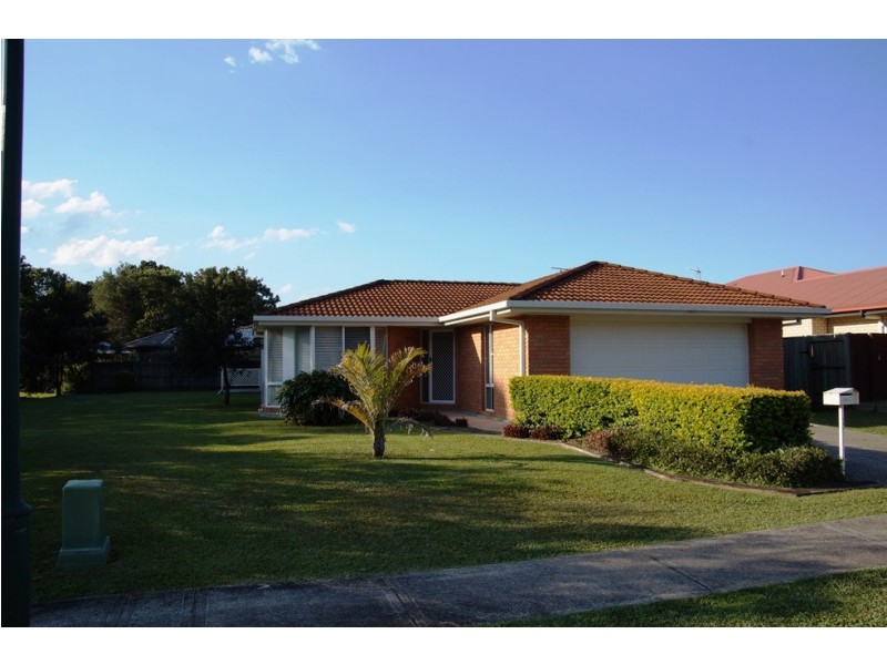 20 Ashgrove Drive, Cooroy QLD 4563