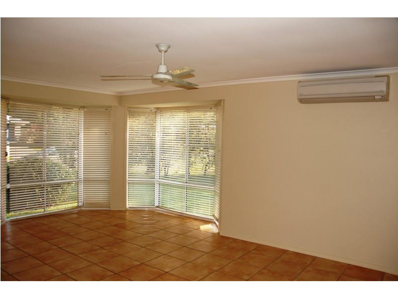 20 Ashgrove Drive, Cooroy QLD 4563