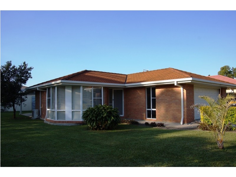 20 Ashgrove Drive, Cooroy QLD 4563