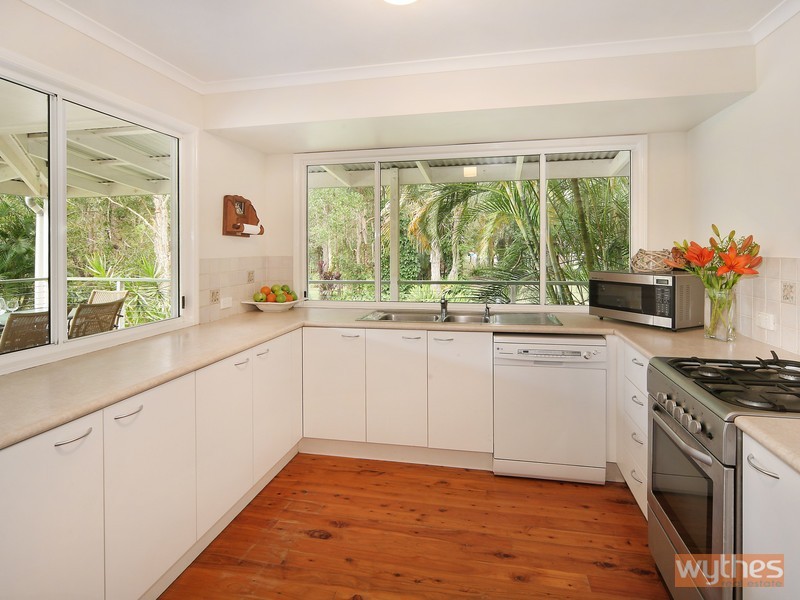 239 Louis Bazzo Drive, Pomona QLD 4568