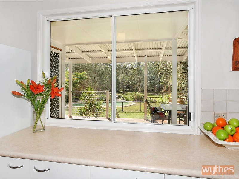 239 Louis Bazzo Drive, Pomona QLD 4568