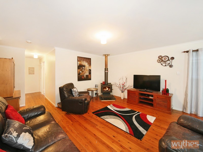 239 Louis Bazzo Drive, Pomona QLD 4568