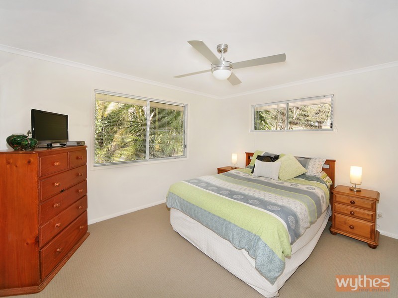 239 Louis Bazzo Drive, Pomona QLD 4568