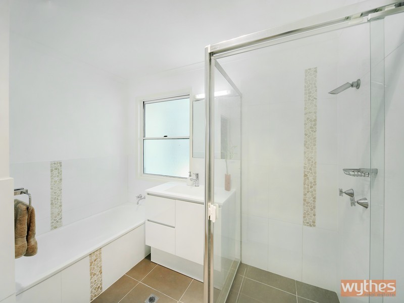 239 Louis Bazzo Drive, Pomona QLD 4568