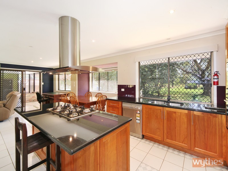 1459 Louis Bazzo Drive, Cootharaba QLD 4565