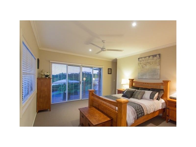 16 Kensington Drive, Cooroy QLD 4563