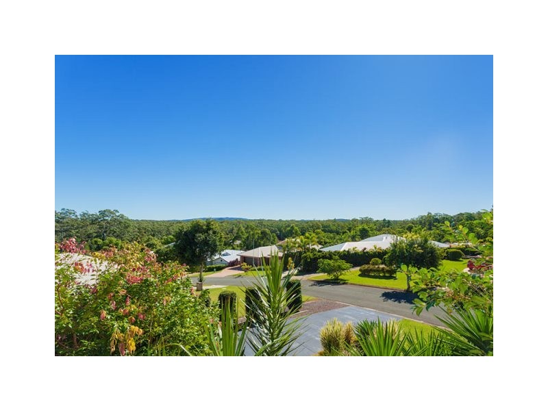 16 Kensington Drive, Cooroy QLD 4563