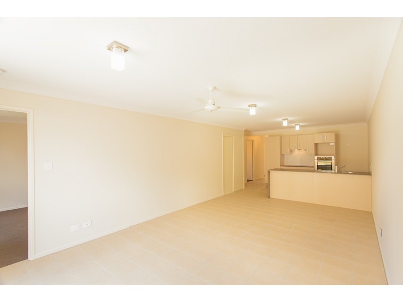 2/14 Opal Street, Cooroy QLD 4563