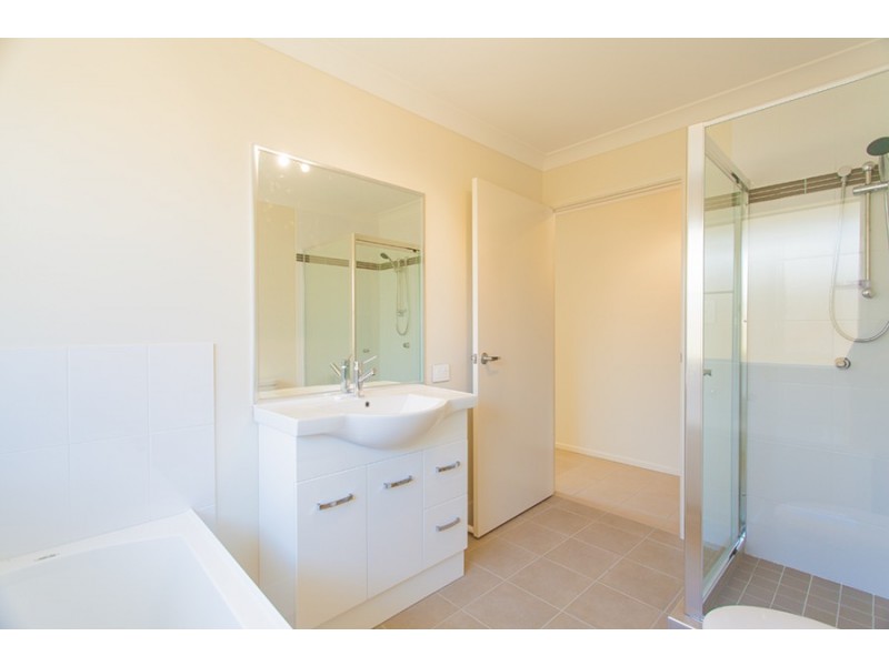 2/14 Opal Street, Cooroy QLD 4563