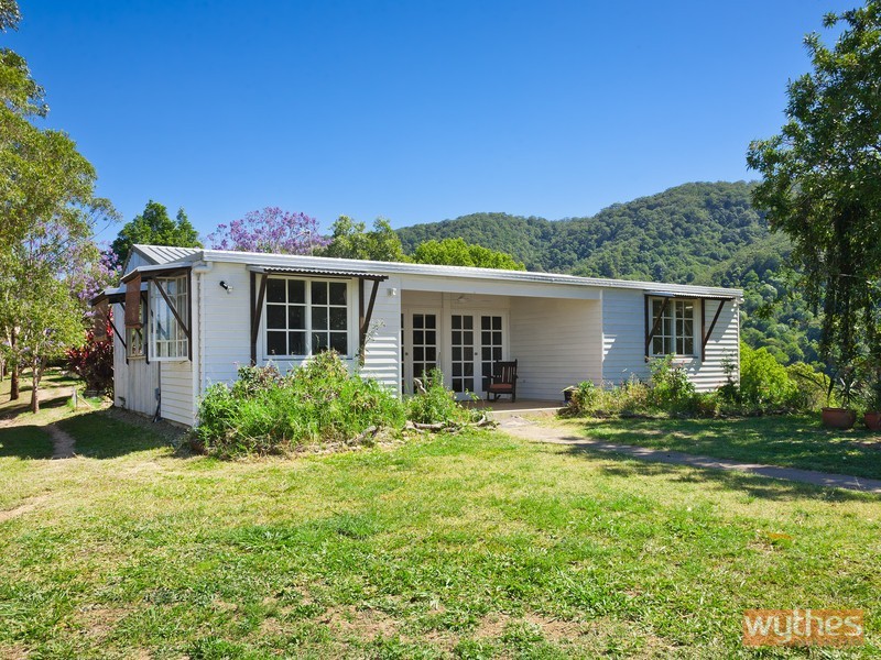 90 Pender Creek Road, Kin Kin QLD 4571