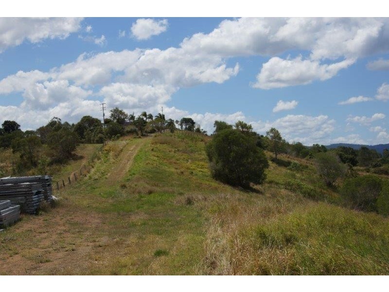 155 Lehman Road, Traveston QLD 4570