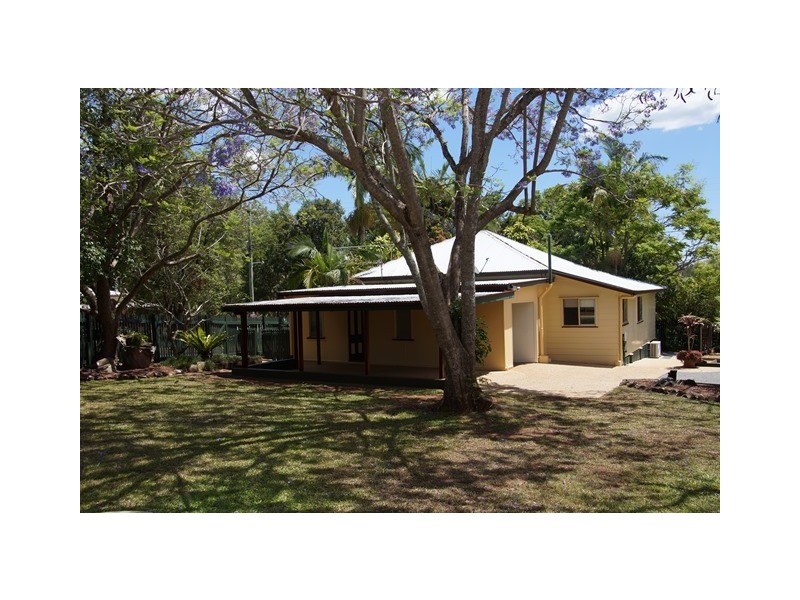 30 Pavilion Street, Pomona QLD 4568