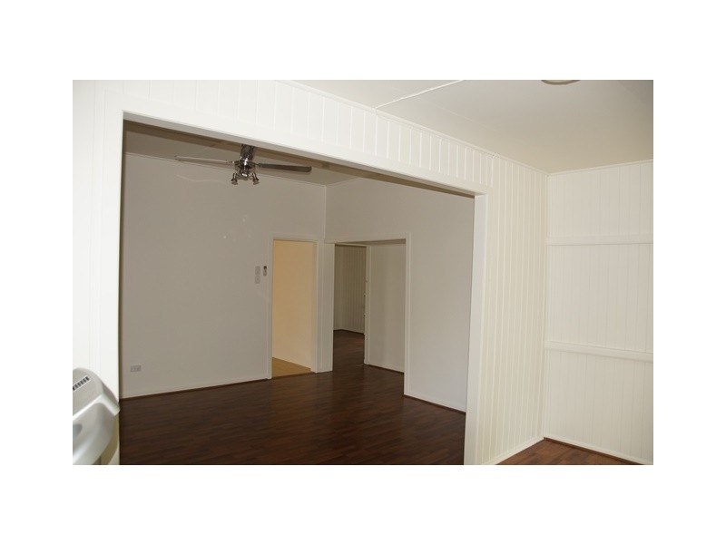 30 Pavilion Street, Pomona QLD 4568