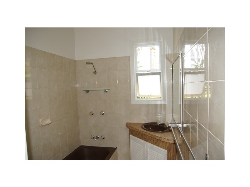 30 Pavilion Street, Pomona QLD 4568