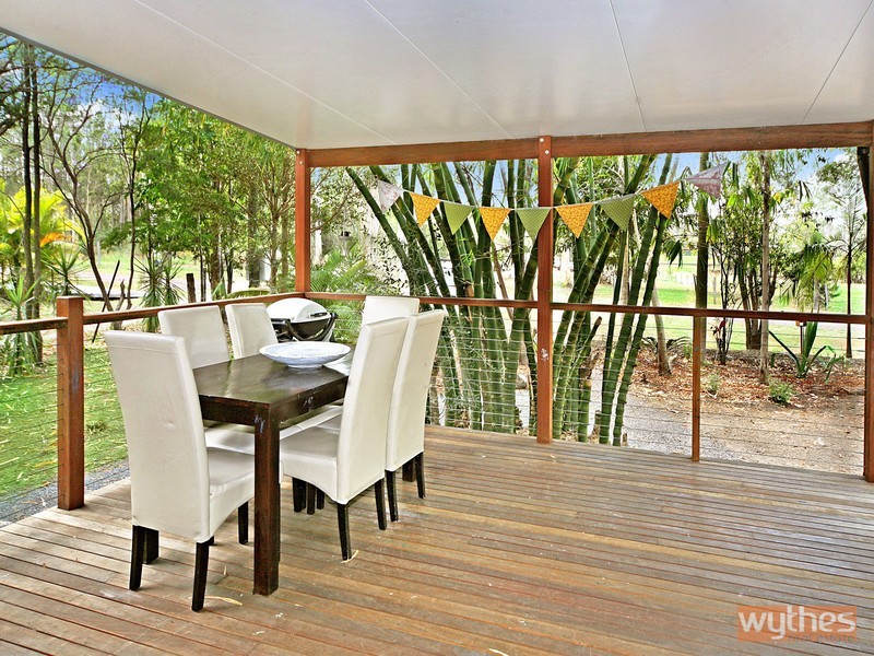 9 Toomey Road, Traveston QLD 4570