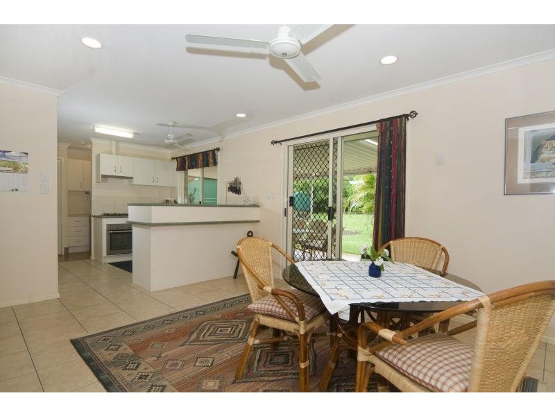 10 Kylie Court, Pomona QLD 4568