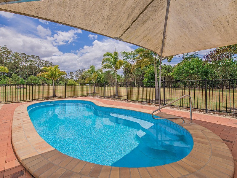 52 Orana Avenue, Pomona QLD 4568