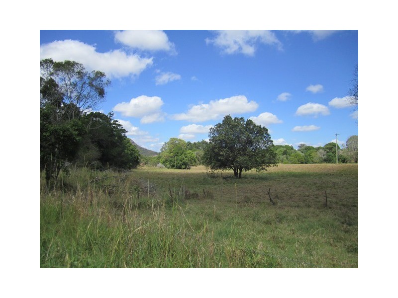 249 Tablelands Road, Cooran QLD 4569