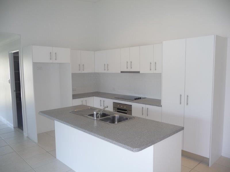 3 Pinbarren Court, Cooroy QLD 4563