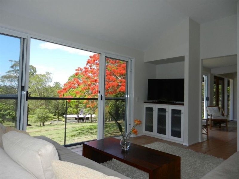 490 Cootharaba Road, Cootharaba QLD 4565