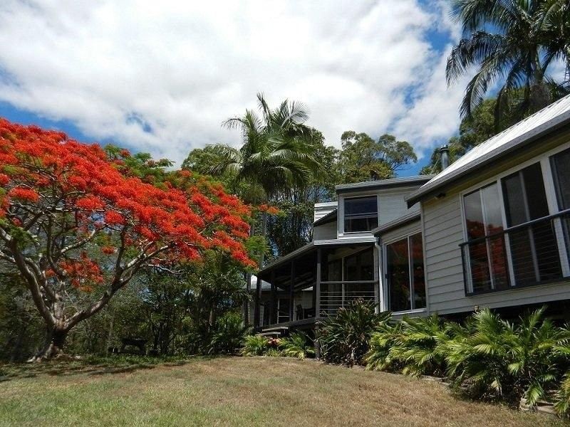 490 Cootharaba Road, Cootharaba QLD 4565