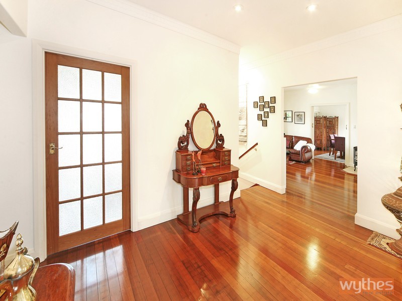 124 Black Mountain Road, Cooroy QLD 4563