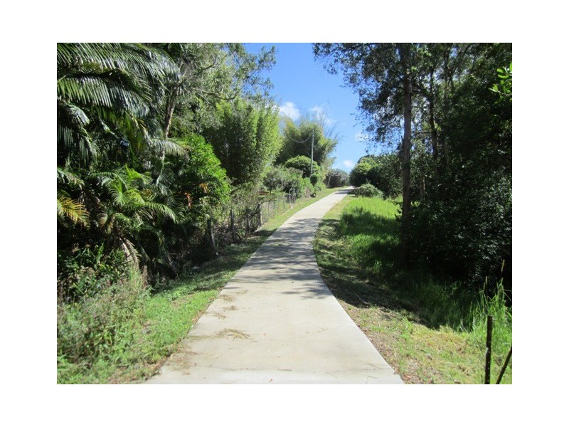 2a Queen Street, Cooran QLD 4569