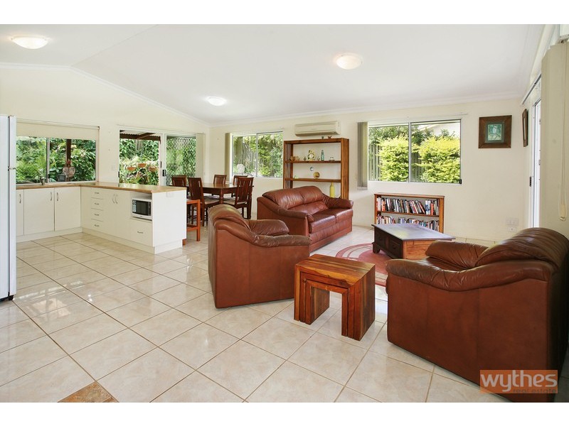 18a Kauri Street, Cooroy QLD 4563