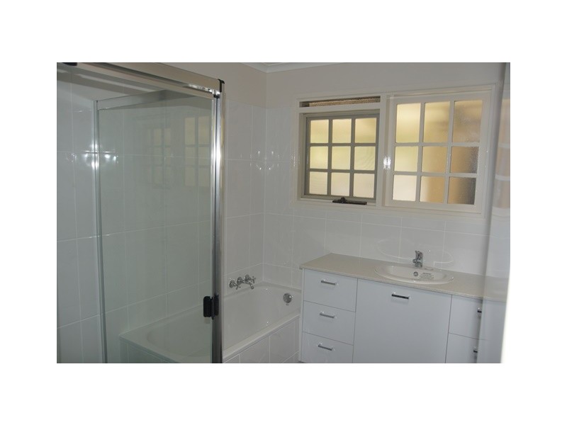 1 Colonial Court, Cooroy QLD 4563