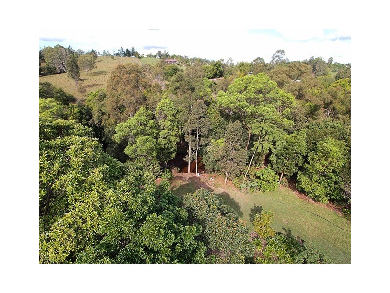 204 Lake MacDonald Drive, Lake Macdonald QLD 4563