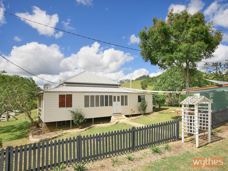 64 Main Street, Kin Kin QLD 4571