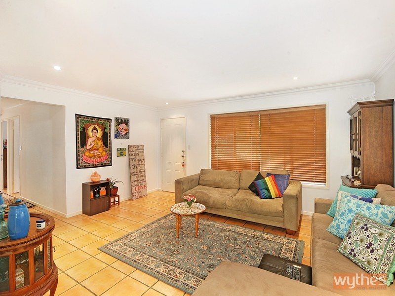 16 Pine Street, Pomona QLD 4568