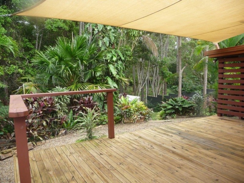 16 Pine Street, Pomona QLD 4568