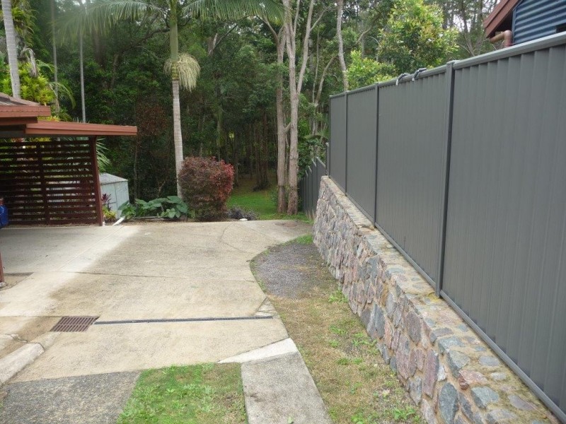 16 Pine Street, Pomona QLD 4568