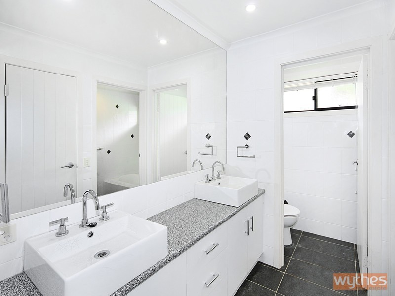 24 Martha Lane, Verrierdale QLD 4562