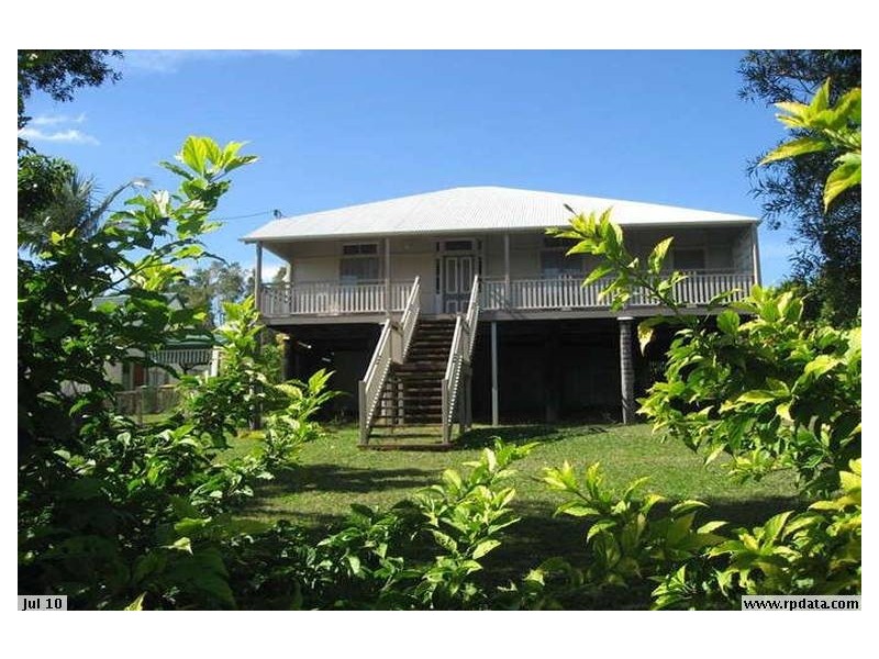 37 Wattle Street, Cooroy QLD 4563