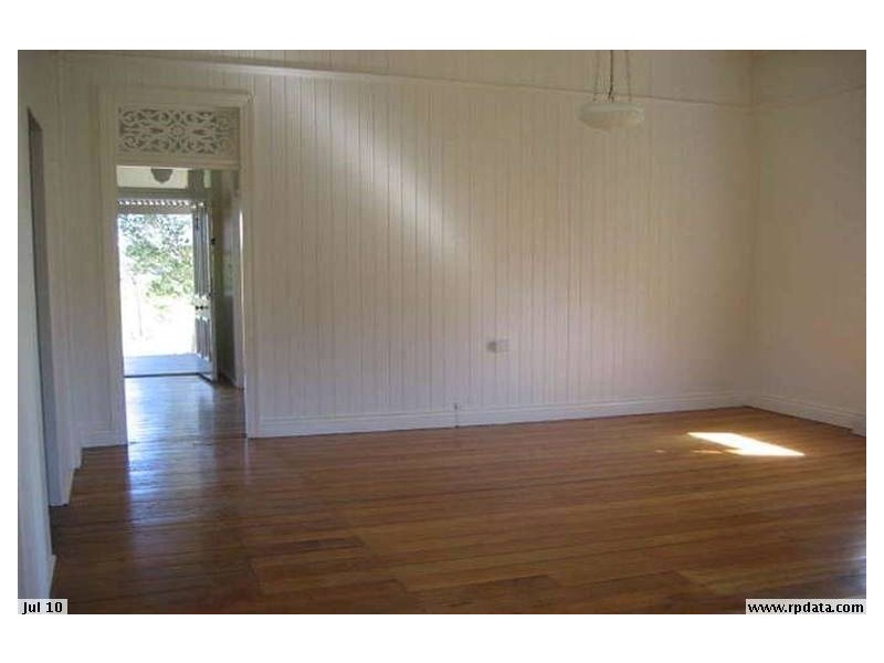 37 Wattle Street, Cooroy QLD 4563