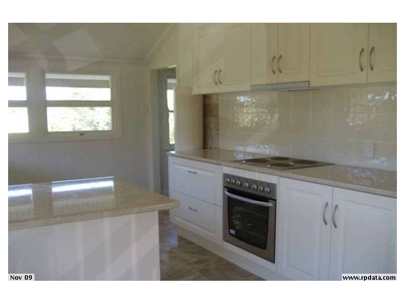 37 Wattle Street, Cooroy QLD 4563