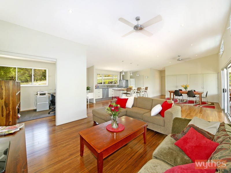 50 Bunderra Way, Cooran QLD 4569