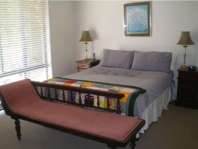 5 Blue Wren Place, Cooroy QLD 4563